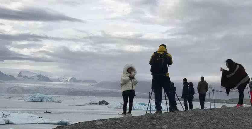 Kínverskir túrístar, Kínverjar